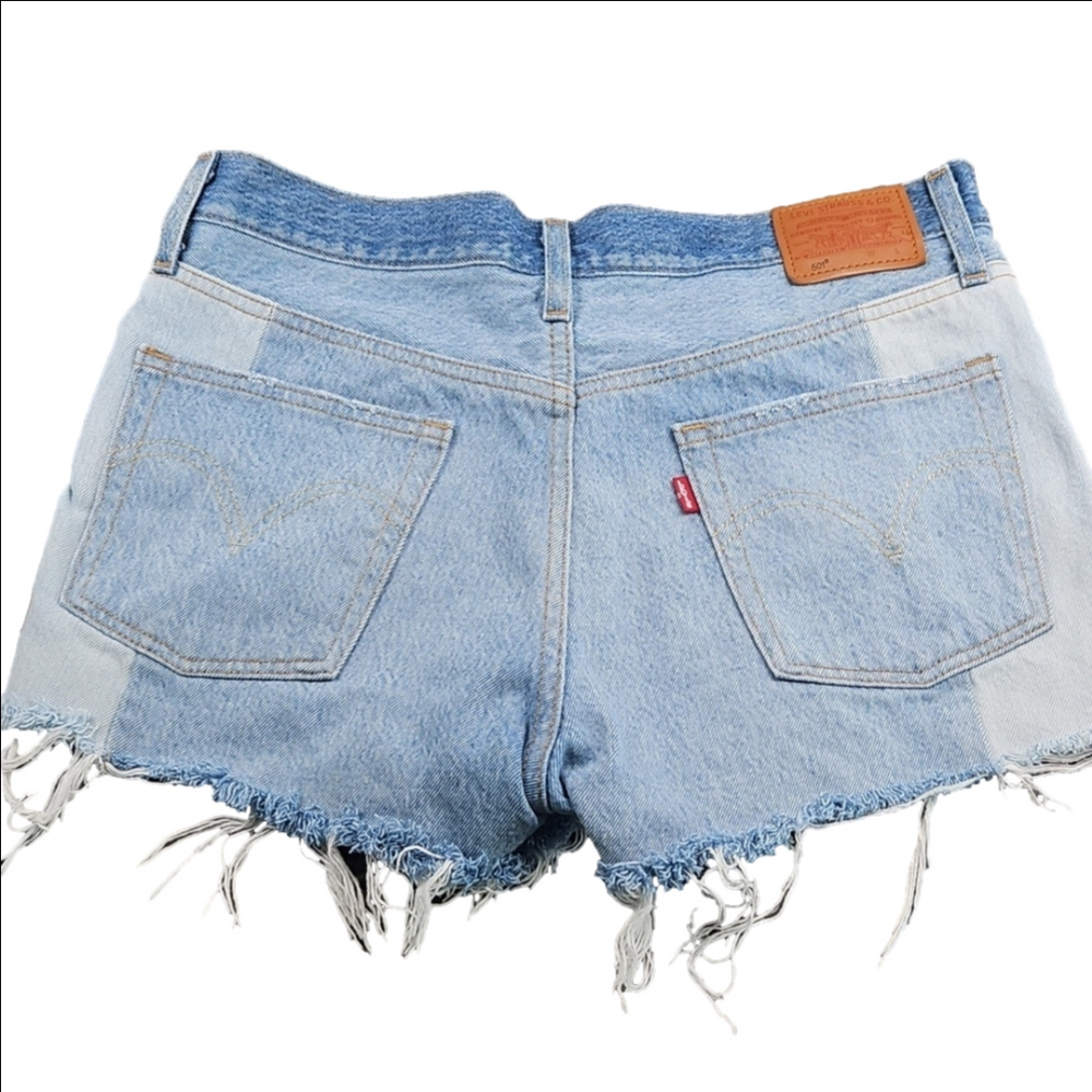 Levi’s 501 Altered Denim Shorts Women’s Size 31 | NWT | Vintage Cut-Off Style - Picture 10 of 11